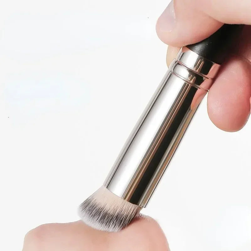 Foundation Concealer Brush for Flawless Blending and Precise Contouring