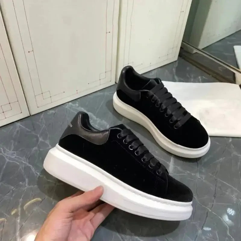 Women Flats Skateboard Shoes With Thick Sole